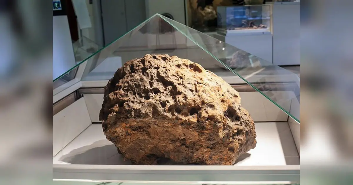 50,000-year-old meteorite